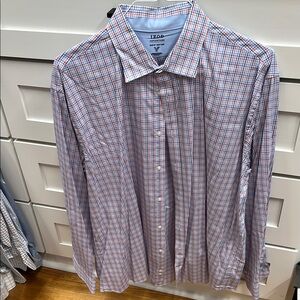 IZOD Men's Blue and Red Plaid Shirt